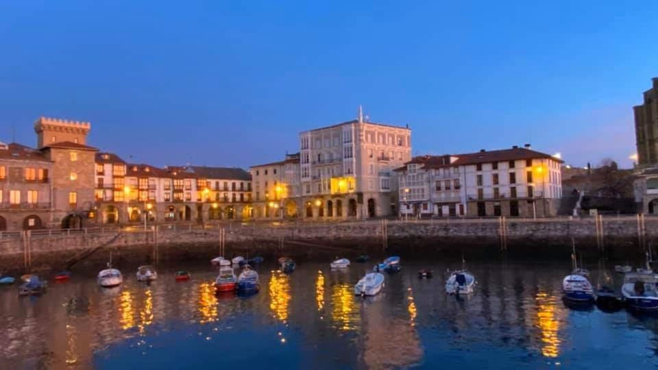 Costa Norte Gym Apartamento Con Terraza Garaje Y Piscina Castro Urdiales Exterior foto